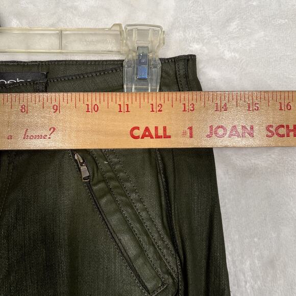 Bebe Women's Shiny Dusty Olive Pants Size 26 Zipper Pockets/Cargo Pockets Y2K - Picture 4 of 12